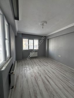 Kepez Cumhuriyet Mahallesi’nde Satılık 1+1 Daire