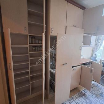 Küçükçekmece Atakent Akasya 2 Sitesinde Full Tadilatlı Full Eşyalı Kiralık 2+1 75m2 Daire