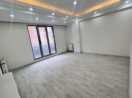 Lale Yapı'dan Uğurmumcu Mh 2+1 100m² Sıfır Ultra Lüx Merkezi Konumda 1.kat Daire