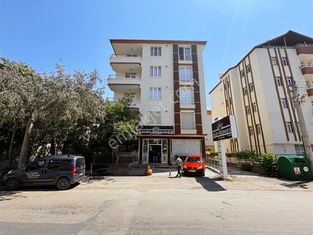 Taşpınar Gayrimenkulden Satılık Paşacık Mah. 3+1 Temiz Daire