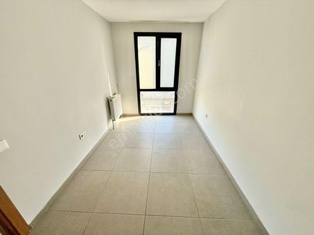 Kiralık 2+1 Daire - Site İçerisinde - Kurtköy -yenişehir