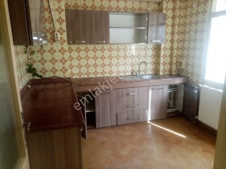 Balıkesir Bahçelievler De Demirdağ Emlak Tan Satılık 3+1 Ara Kat Daire.