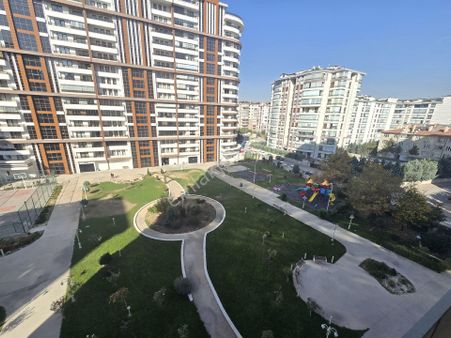 Aktel Gayrimenkulden Şefikcanda Satılık 4+1 Daire