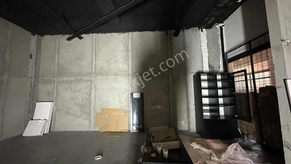 Suryapı Corridor'da Kiralık 61m2 Dükkan Depo Ofis Site İçi