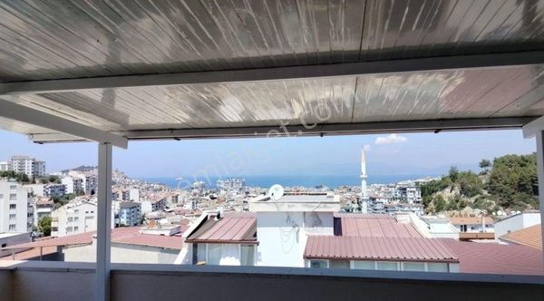 İki Çeşmelik Mah.de Satılık Deniz Manzaralı 3+1 Çatı Dubleksi