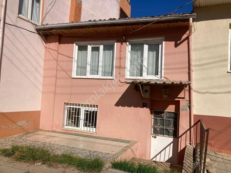 Çarşı Yakını Müstakil Bahçeli Masrafsız Dubleks Ev 2+1 110 M2