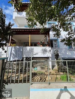 Tekirdağ Gazioğlu Mah.denız Manzaralı Satılık Müstakil Ev