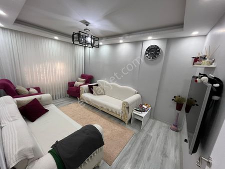 Üç Kardeşler'den 50.yıl Mh 2+1 Balkonlu Tramway Dibi Yüksek Giriş