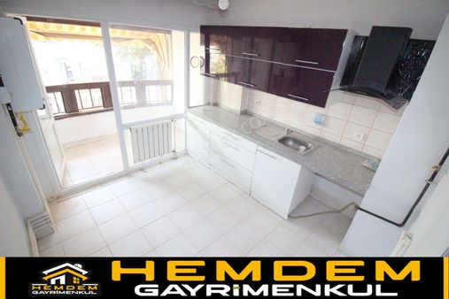 Hemdem Gayrimenkul'den Süvari'de Özgüneş Tren İstasyonu Yanı Arakatta 3+1 Kiralık Daire