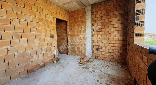 Öz-emmaxtan İstasyon Caddesi Üzerinde Satılık 3+1 Daire