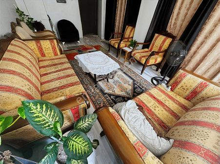 Altıparmak Metroya 2 Dk Kat Mülkiyetli Geniş 2+1 Satılık Daire