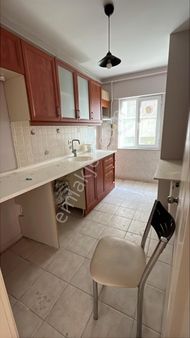 Ümraniye Atatürk Mahallesi Çarşı Metro Yürüme Mesafesi Kiralık Daire Ev Cadde Metro