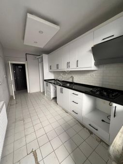 Reşadiye Mah. Aşevi Arkasında 2+1 90m2 Masrafsız Satılık Ara Kat Asansörlü Daire