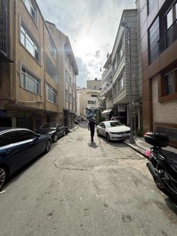 Metro Gayrimenkulden Okmeydanında 250 M2 İşyeri