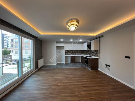 Kenan Evren Avrupa Hastanesi Civarı Kombili Acil Satılık Daire