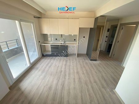 Hedef'ten 75.yıl Mah'de Site İçerisinde Havuzlu Sıfır 2+1