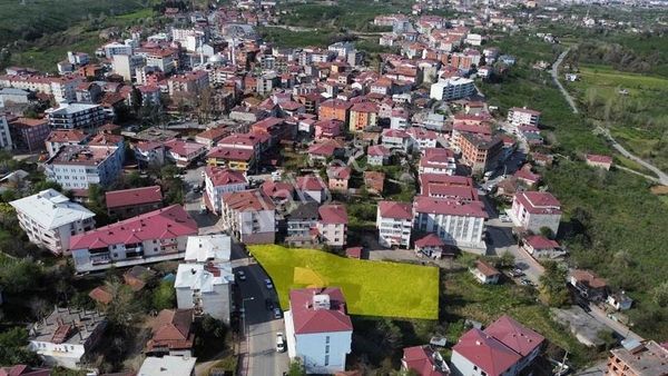 Kocaali Merkez De Cadde Üzerinde Satılık Ticaret + Konut Arsası