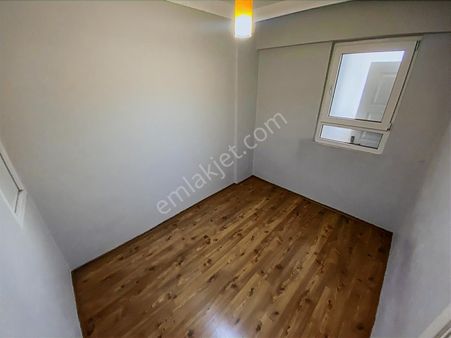 Yenimahalle'de Manzaralı Bakımlı Ara Kat 3+1 Kiralık Daire