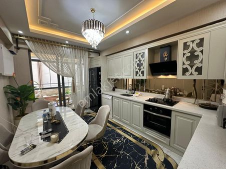 Ertuğrul Gazi'de Masrafsız Bakımlı İskanlı Site İçi 3,5+1 Daire