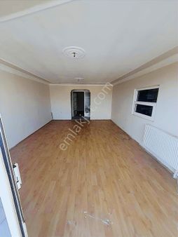 Karşıyaka Yalı Mahallesi 3+1 Site İçi Kiralık Daire