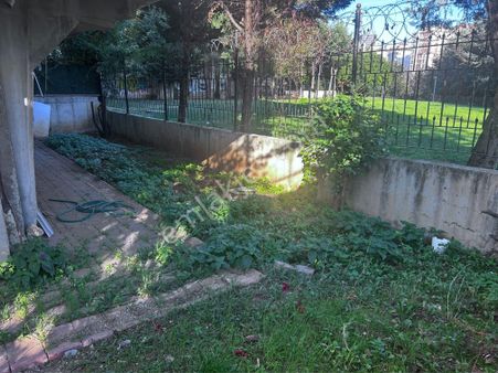 Ümraniye Atakent Mahelesi Akdeniz Caddesi