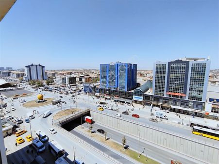 Coldwell Banker Safir'den Çevreyolu Osmanlı Plazada Satılık Ofis