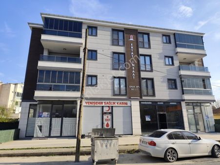 Yenişehir'de Yeni Hükümet Konağının Karşısında Kupon Dükkanlar