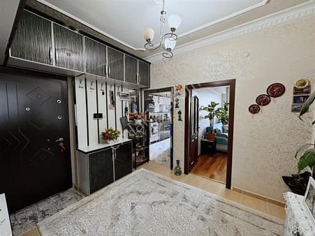 Coldwell Banker Safir'den İskender Mah. 3+1 Satılık Daire