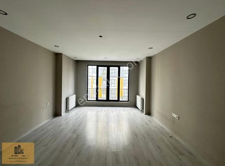 Nur Gayrimenkul'den Site İçerisinde 2+1 Kat Mülkiyetli K.otopark