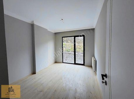 Akçabat Zümrüt Life De Doğa Ve Deniz Manzaralı Kiralık Daire