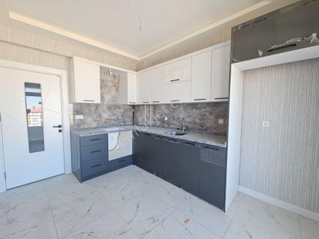 Selahaddin Eyyübi Mahallesi'nde İşyapar Gayrimenkul'den Satılık 160 M2 Sıfır Daire