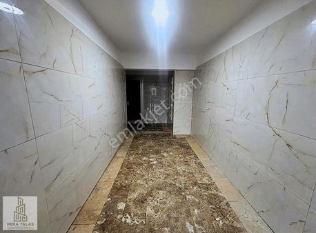 Talas Mevlanada 3+1 İçi Ful Yapılı Özel Bir Daire