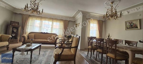 Dikmen Sokullu Çarşamba Pazarı Arkası 5+2 Teras Dubleks