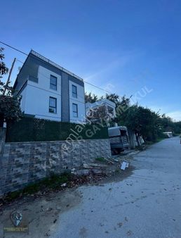 Gümüştepe'de 4 Katlı Lüks Villa