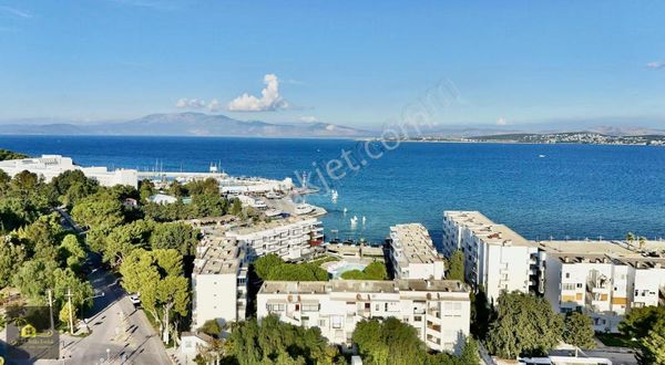 Çeşme Altınyunus Yıldız Tatil Sitesinde Satılık Ful Deniz Manzar