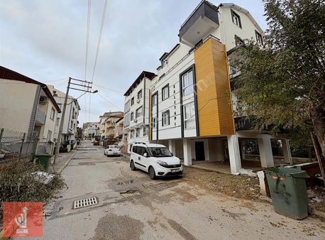 Körfez Esentepe Mahallesinde 2+1 Sıfır Arakat Daire