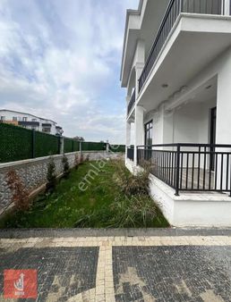 Sarımeşe'de Havuzlu Ultra Lüx Villa