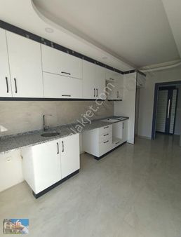 Kiralık Sıfır Dükkan Üstü Önü Açık