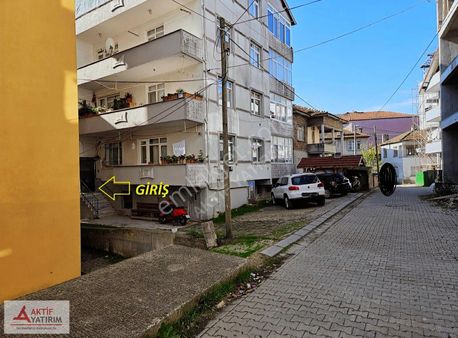 Kandıra Çarşı Mahallesi. Merkezi Konumda 3+1 Satılık Geniş Daire