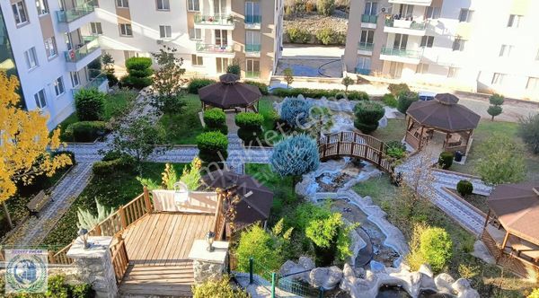 Bucak Altınkent Sitesinde 125 M2 3+1 Zemin Kat Daire