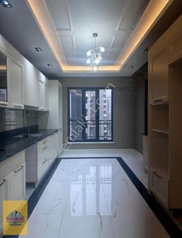 Fıstıklık En Nezih Sitesinde Satılık 3+1 Ultra Lüks Daire