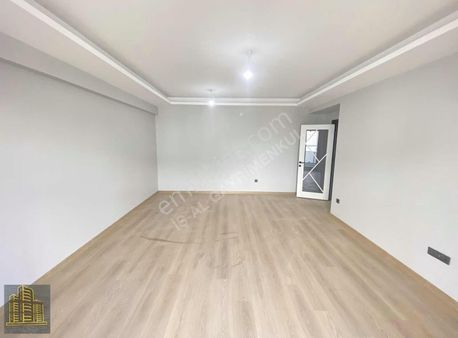 İş-al Gayrimenkulden Tepe'de Lüks Site İçerisinde Arakat 3+1