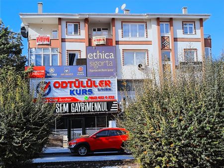 14. Cadde Üzeri Boyası Yeni 3+1 Kombili 115m2 Çift Balkonlu