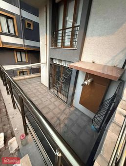 Çekmeköy Merkez Mahallesinde Satılık 2+1 Daire