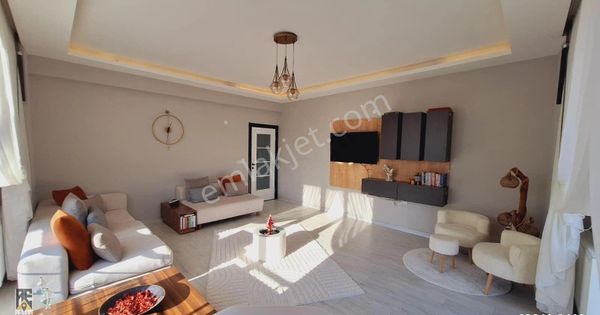 Tekirdağ Süleymanpaşa Atatürk Mah. Deniz Manzaralı 3 + 1 Satılık Kat Mülkiyetli Lüks Daire