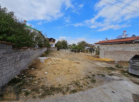 Meram Harmancık'da 400 M² İmar Dibi Tarla Hemen Tapu Teslim