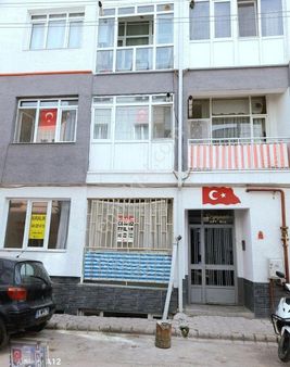 Işıklar Mah.de Satılık 2+1 Kombili Daire