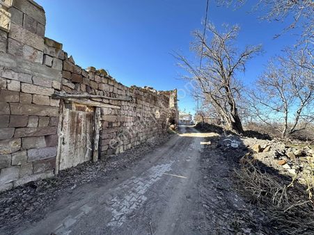 Acill Satılık...!subaşı Köy İçerisi Uygun Fiyat 245.m2 Tek Tapu