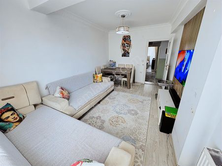 Real Home'dan Halkalı Zeynebiye'de 2+1 Satılık 75 M2 1.kat Daire