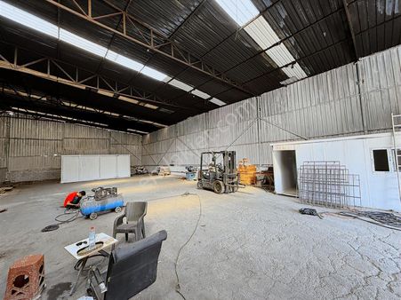3ev Emlak'tan Küçükdikilide Sanayi İçinde Yıllık Kiralık İşyeri